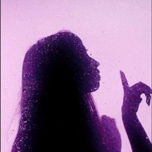 Meet your Posher, Dezerae